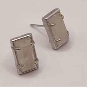 Kendra Scott | Paola Stud Earrings in Sheer Pink